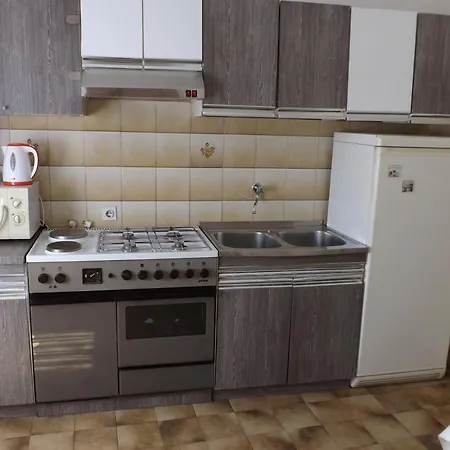 Family-friendly With Swimming Pool Cepic, Istria - Sredisnja Istra - 15542 * Kostrcani