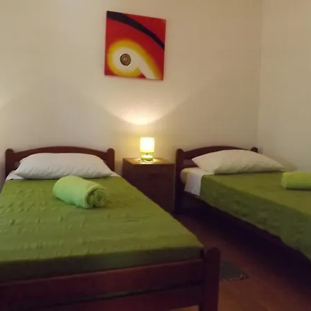 Family-friendly With Swimming Pool Cepic, Istria - Sredisnja Istra - 15542 Апартаменты Kostrcani